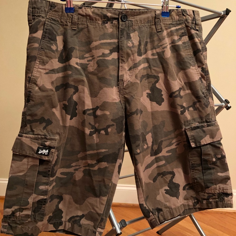 Men’s camouflage shorts